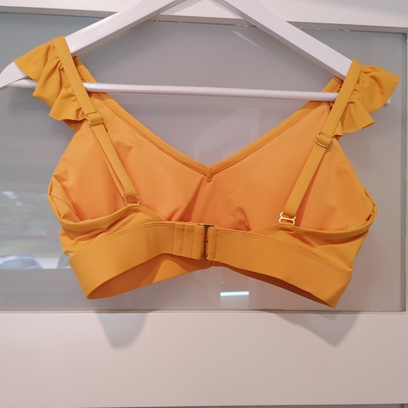 Knix Gold Ruffled Sleeveless Tank Top Bikini - Picture 4 of 6